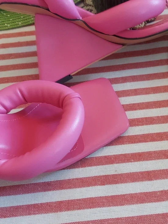 Women’s Padded Pink Square-Toe Heeled Sandals/ Jacqmeus Renasians Paris - Picture 8 of 9